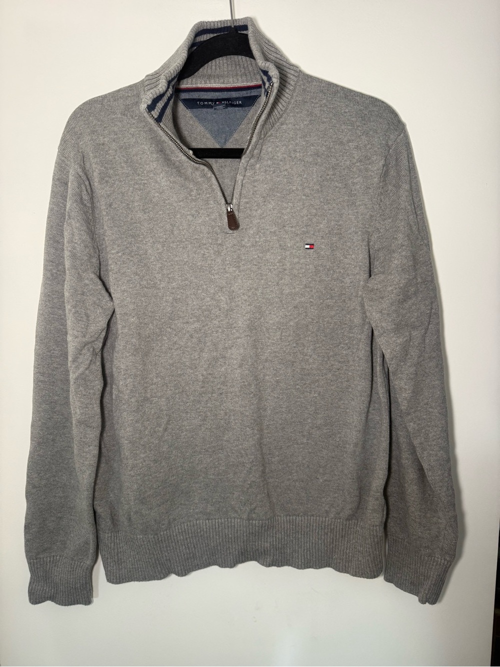 Tommy Hilfiger Men’s Light Gray Half-Zip Sweater